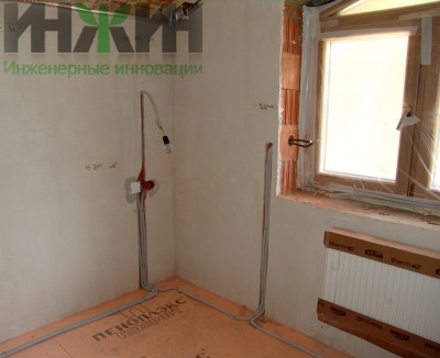 Монтаж электрики в доме из Porotherm 566