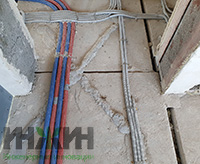 Монтаж электрики в стенах и полу дома (КП "Дачный-2")