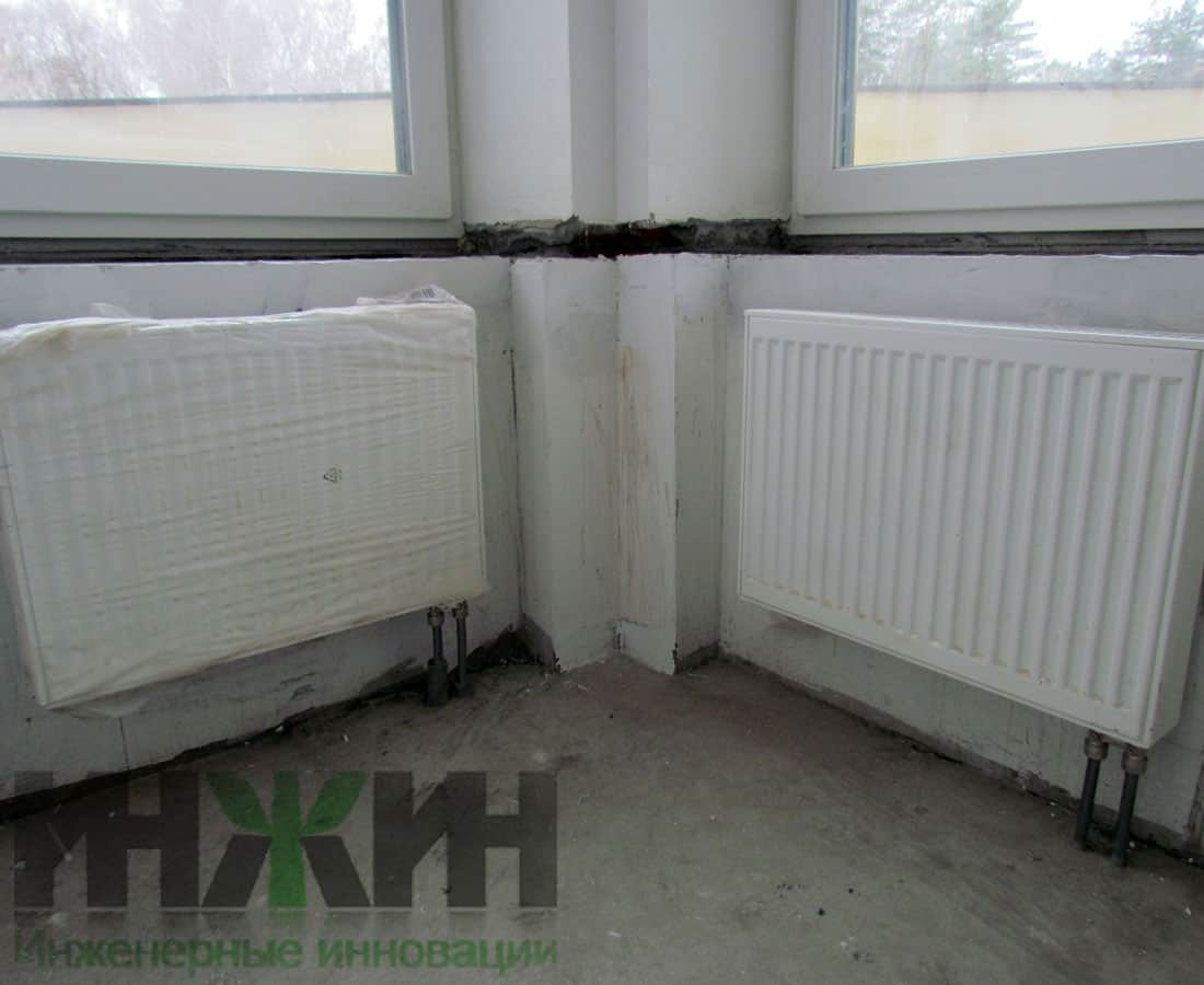 Монтаж радиаторов отопления Kermi в таунхаусе КП "Коровино"