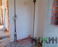 Монтаж электрики на 1-м этаже дома в КП "Кстининское Озеро"