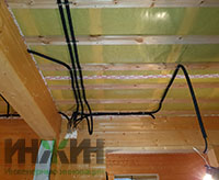 Монтаж скрытой электропроводки на потолке дома в КП "Новорижский Эдем"