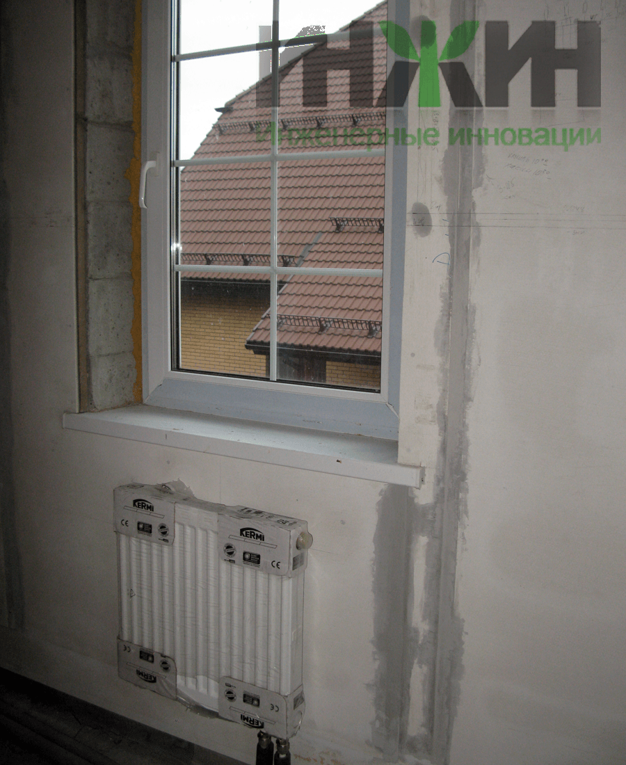 Монтаж радиатора отопления под окном