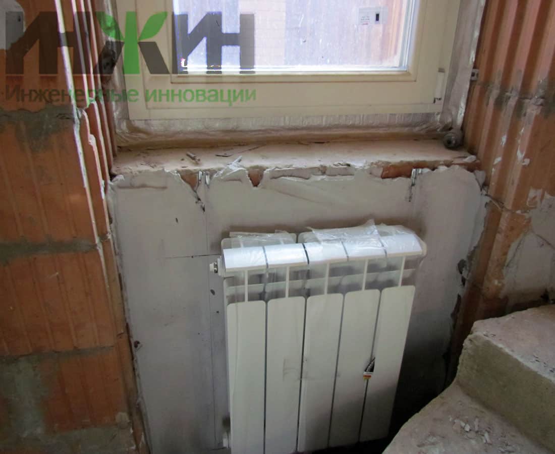 Монтаж радиатора отопления Rifar в частном доме, цена 2 490 руб.