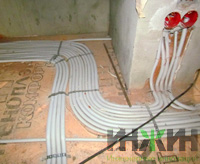 Монтаж электропроводки в стяжке пола дома в ДНП "Топаз"