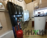 Котельная с настенным газовым котлом Vaillant и коллектором Meibes