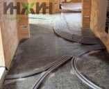 Монтаж трубопроводов отопления Rehau в утеплителе